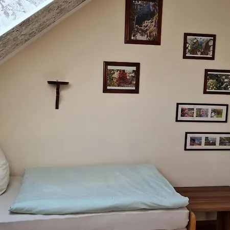 Kapellenstrasse - Mit Individueller Ausstattung - Jedes Ist Anders Komplette Kueche 埃尔福特